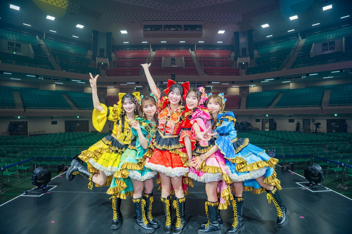 natalie_mu's tweet photo. 超とき宣が4月にニューアルバム発表

吉川ひより作詞の新曲
「私たち、超ときめき♡宣伝部」本日配信
https://t.co/xWgvOs81sK

#超とき宣 https://t.co/Ou1ZOnY7H5
