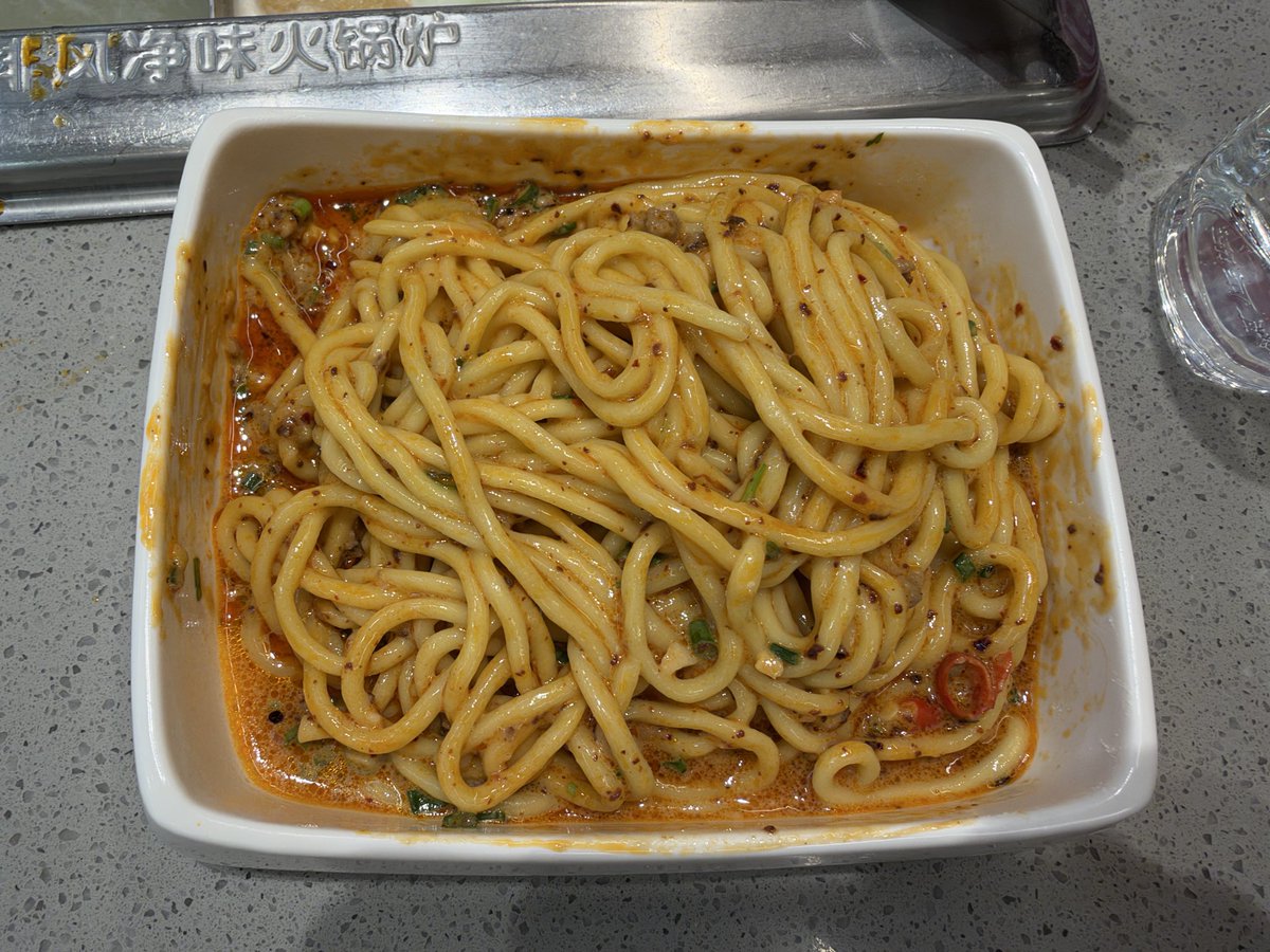 uushiteru's tweet photo. 유우시 소스 개맛잇고 시오니 소스는 나름 괜찮앗더 !!😂 하딜 또 가쟈아ㅏ https://t.co/VDM1AC42QT
