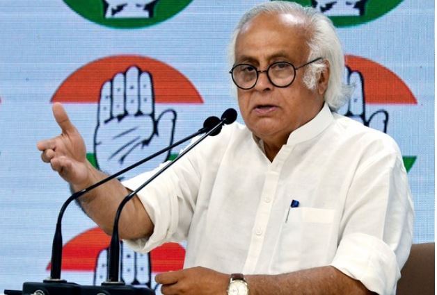 outlookhindi's tweet photo. विपक्ष के मार्च से पहले सुरक्षा घेराबंदी, प्रधानमंत्री और गृह मंत्री की घबराहट का संकेत: कांग्रेस
https://t.co/W5BTd68F7Y
#OppositionsMarch #PMModi #AmitShah #Congress https://t.co/SRRgI7HyRp