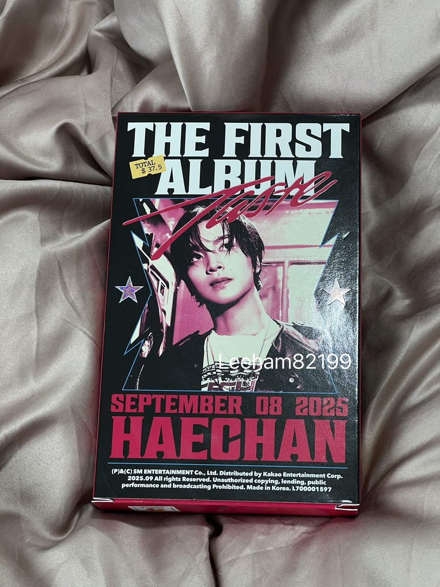 LeeHam82199's tweet photo. ปล่อยของสะสมค้าบบบ

บั้มแกะแล้ว ได้ของครบคับ
🍇TASTE - Haechan (Tin case ver.)
💵 600 บาทรวมส่ง

#ตลาดนัดnct #ตลาดนัดnct127 #ตลาดนัดnctdream #Haechan https://t.co/cULaIw6enD