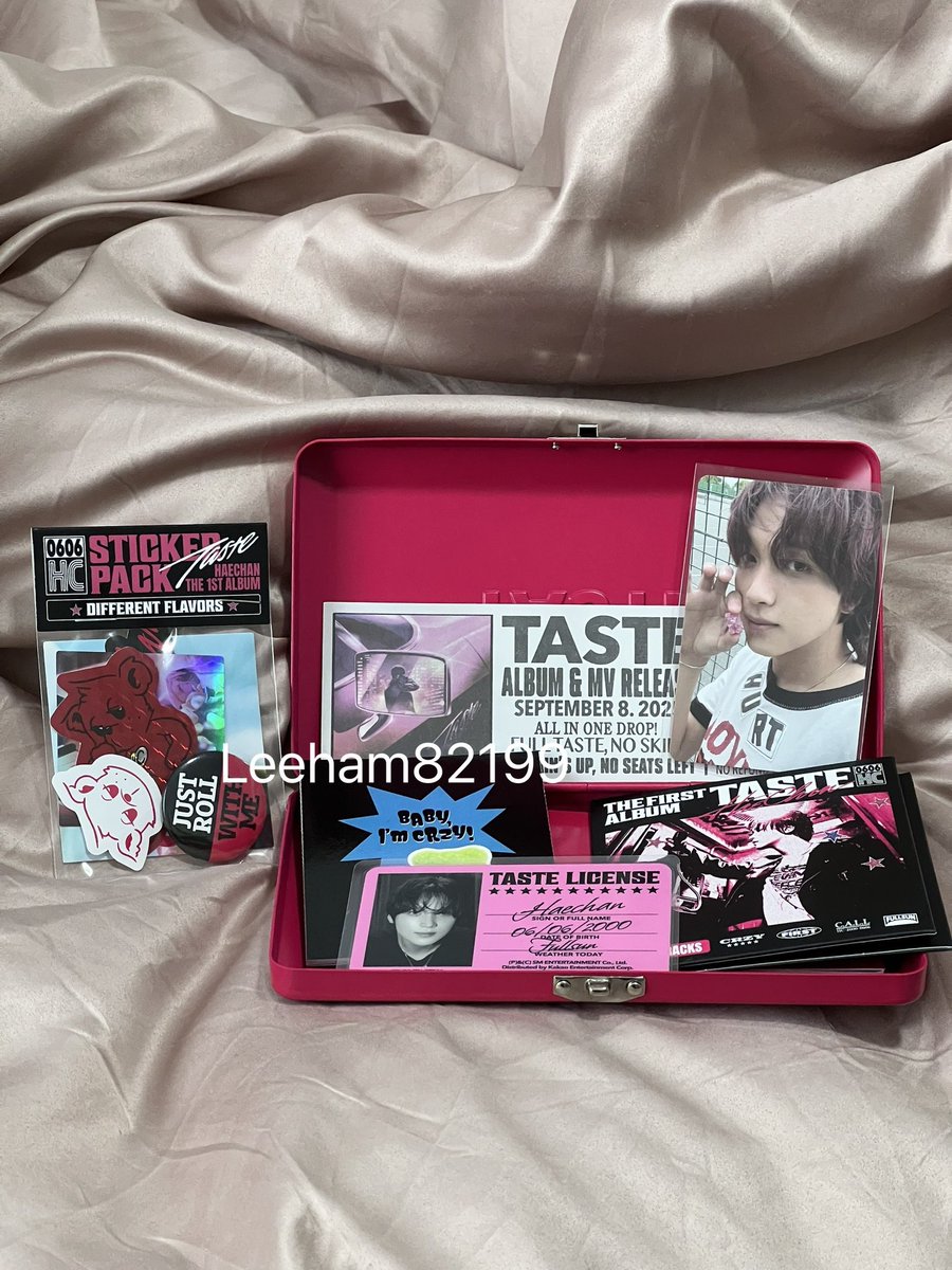 LeeHam82199's tweet photo. ปล่อยของสะสมค้าบบบ

บั้มแกะแล้ว ได้ของครบคับ
🍇TASTE - Haechan (Tin case ver.)
💵 600 บาทรวมส่ง

#ตลาดนัดnct #ตลาดนัดnct127 #ตลาดนัดnctdream #Haechan https://t.co/cULaIw6enD