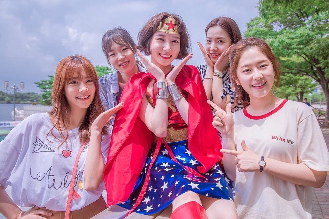 actresseunbin's tweet photo. i love age of youth sooo so much! we need more women centric dramas like this 💗 https://t.co/nnZkzHWMI5