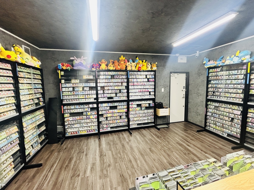 Bluve_osaka's tweet photo. 大阪梅田のポケカ専門店
"TCG SHOP Bluve"です✨

【本日の営業時間】
13：00～18：00

【買取受付時間】
13：00〜16：00

本日も皆さまのご来店を心よりお待ちしております！🌈

#ポケカ                       
#PokemonTCG 
#TCGSHOPBluve https://t.co/9VzxJfn9y2