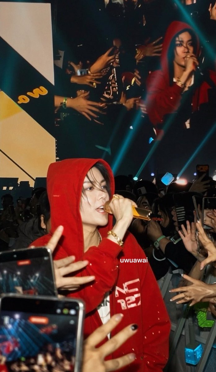 uwuawai's tweet photo. tiga foto ini vibes nya bener” ARTIS BESAR bangetttt https://t.co/gh4vig7wuT