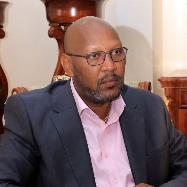 Numbersuganda's tweet photo. The Omukama of Tooro Kingdom, Edward Rukidi Nyabongo I, has reappointed Musuuga Charles Kamurasi as Musuuga, the head of the Babiito Royal Clan.

Meanwhile, Calvin Armstrong Rwomiire has been reappointed as Interim Prime Minister of Tooro Kingdom 
#NumbersUganda #TooroKingdom https://t.co/HzK3OrcSKg