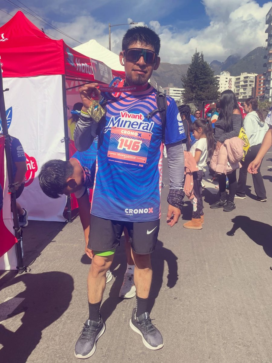 dan_mues's tweet photo. #retocronox #2026
#cycling40k + #running10k #go
🇪🇨😃💪 🚴‍♂️🏃‍♂️ 🔊✔️ https://t.co/gjDeZtTEBU
