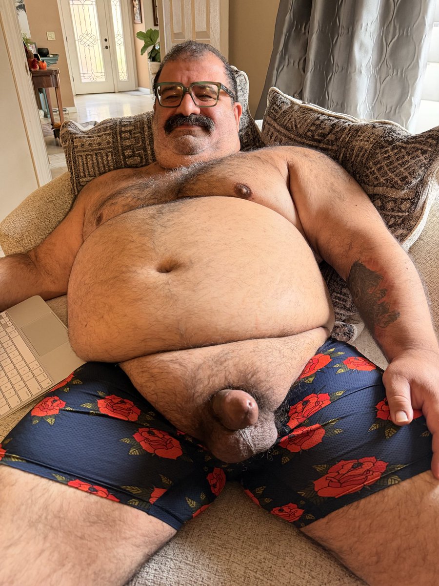 Chub4fun78's tweet photo. Lazy afternoon stroke that got real messy.
#JO #StrokeSession #Chub #Belly #Hairy #Bear #Daddy #Cum #Messy #NSFW #GayBear #JustForFans https://t.co/TBhvhDMpWU