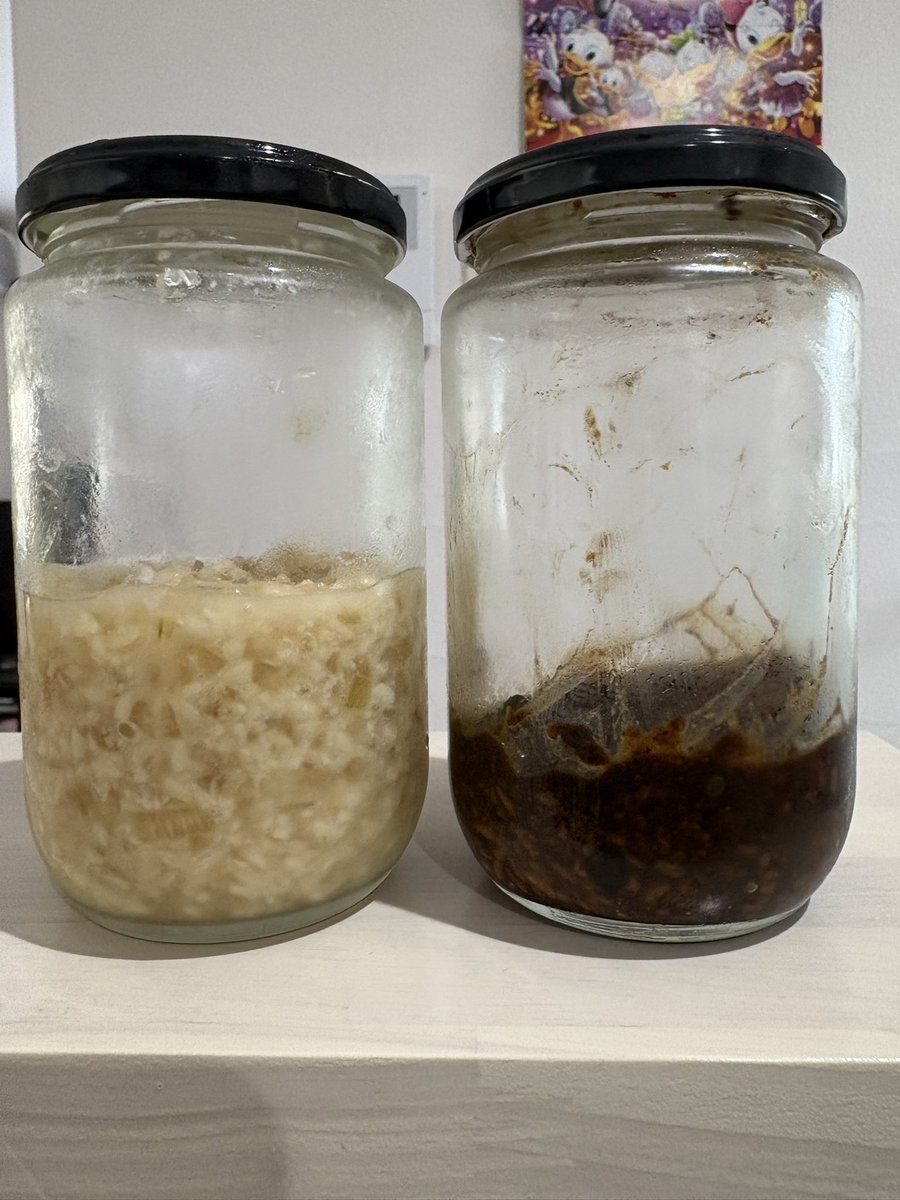 MiracleOrigami's tweet photo. 私も自分で作った
醤油麹と玉ねぎ麹
使って料理してます😋

醤油麹は豆腐に乗せたり、鶏肉を漬け込んでサラダチキン。

玉ねぎ麹は、豚肉を漬け込んで焼いて食べたり、スープの味付けに🥣

#bayfm_it
#腸活 https://t.co/zXPDqAn6u2