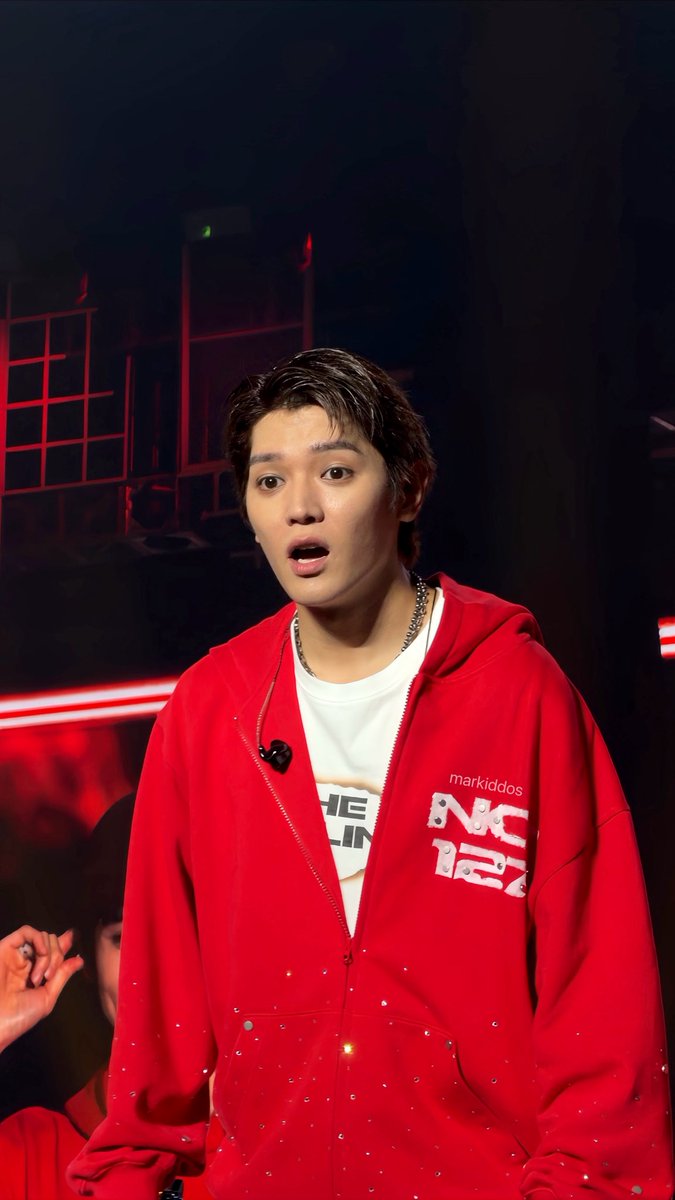 markiddos_'s tweet photo. ekspresi taeyong selalu best seller😭

bingung bgt dia denger gamau pulang maunya digoyang~💃🏻

#TAEYONG #태용
#NCT127 #THE_REDLINEinJakarta
#NCT127_5TH_NEOCITY_THE_REDLINE https://t.co/s4WUVnHRCM