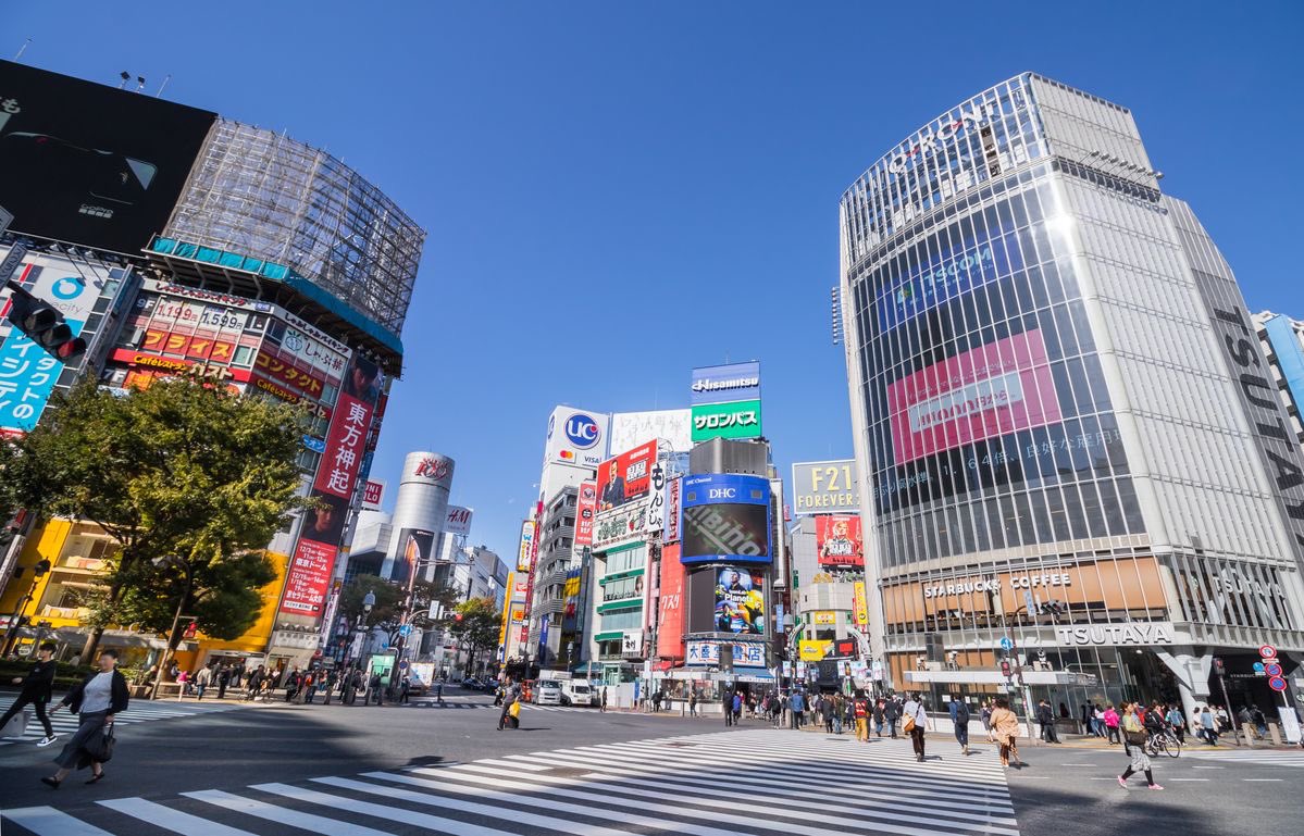 JourneyPalz's tweet photo. today’s destination: tokyo! 

flight on morning ✈️ casts are now arrived in 𝗧𝗢𝗞𝗬𝗢! today’s shoot will be about 𝗦𝗛𝗢𝗣𝗣𝗜𝗡𝗚. from fashion or even… figures?  casts will be staying at one of the fourth stars hotel on SHIBUYA area.

konnichiwa, japan! 🎌 https://t.co/oNTlLJLK0V