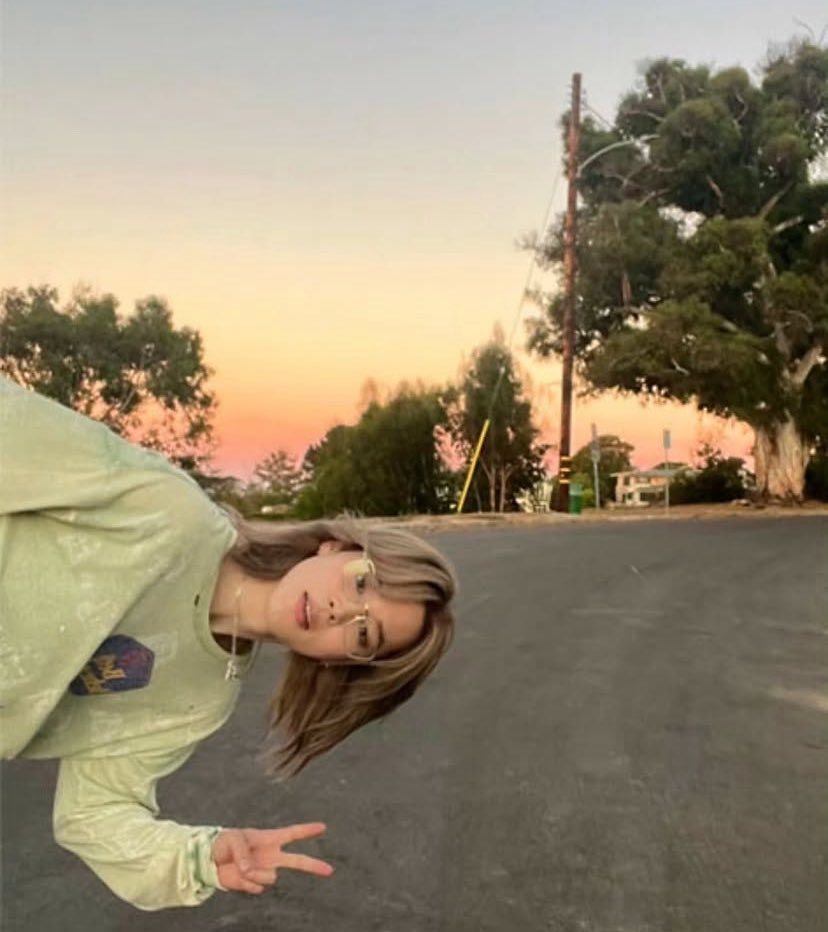 spiritskoo's tweet photo. didnt post anything here today bc #nobodygaf but it’s my birthday and jimin posted these for me btw https://t.co/YMHUj74D7N