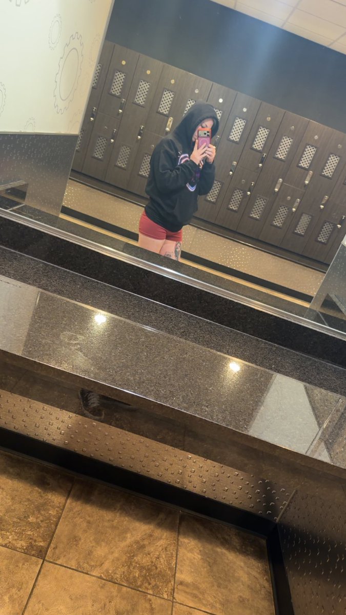 SirenSong886's tweet photo. Gym time https://t.co/G3GK5nrtZ1