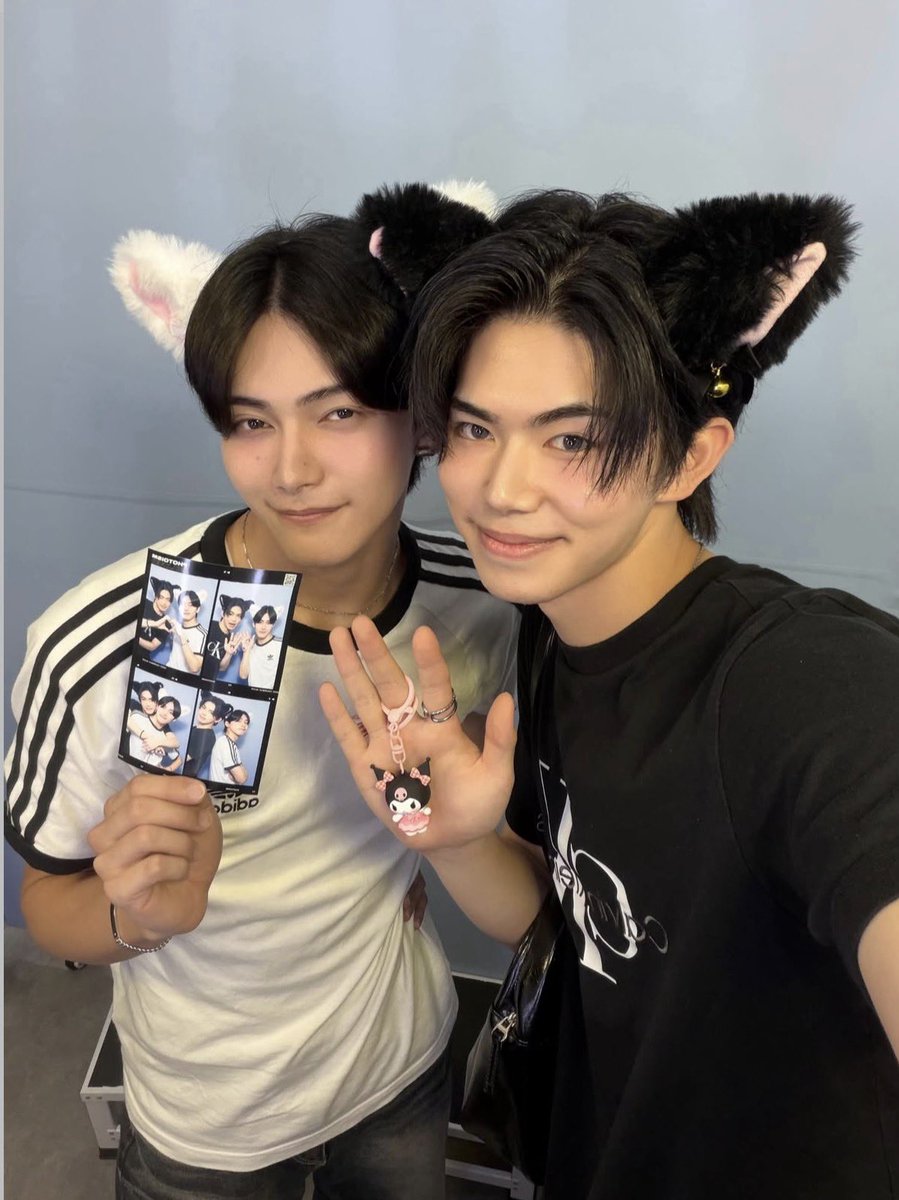 rikwolf_0329's tweet photo. スタバの新作りくまきすぎる絶対飲む😭🖤 https://t.co/RLRmeuH4wL