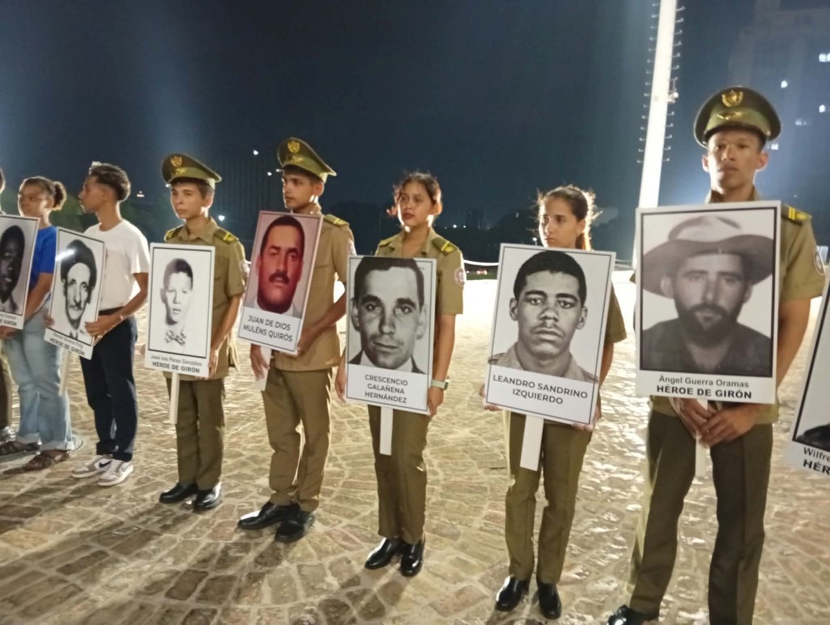 citmacuba's tweet photo. Se realiza en #LaHabana vigilia en honor a las víctimas del crimen de Barbados, hace 50 años. 
El homenaje se extiende a las  3 478 personas que perdieron la vida por el terrorismo contra #Cuba durante más de medio siglo.
#CubaNoEsUnaAmenaza,  el bloqueo y el terrorismo sí https://t.co/6dFPpS5AW5