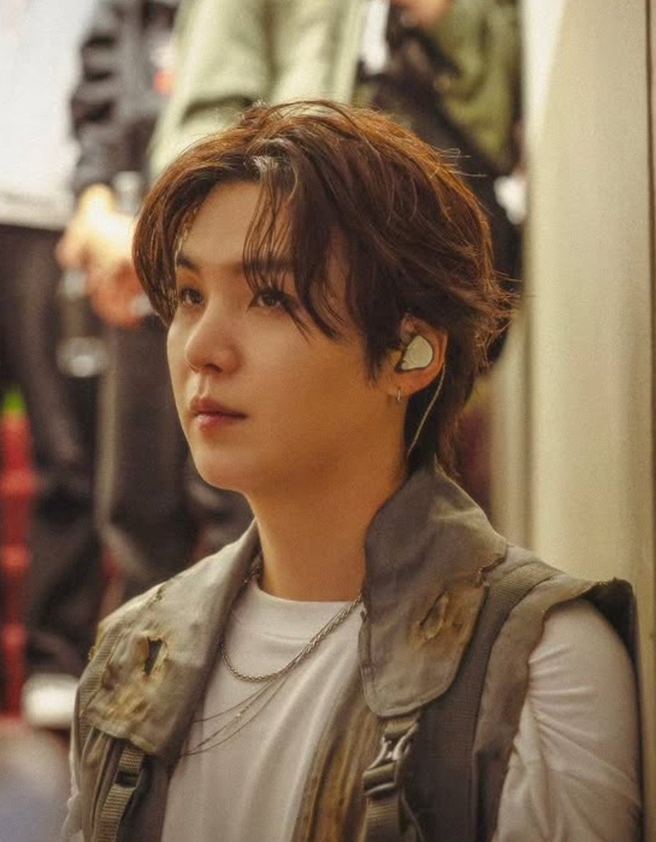 su_0819's tweet photo. 너무 이쁘다 우리 윤기~💜😺😻
#SUGA #슈가 #방탄소년단슈가 https://t.co/Q6NwY5vv0u