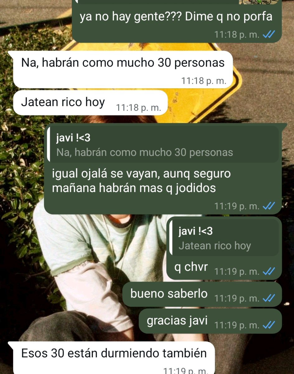 adrilvslevi's tweet photo. GENTE, mi primo chambea por el hotel, esta limpio (casi) https://t.co/m65Oj6G2hQ