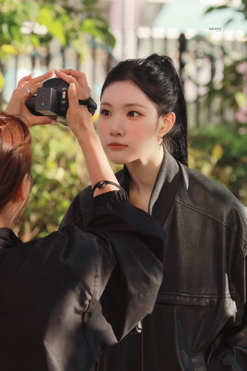 Isaro1203's tweet photo. ☺️
#JUUN #주은 #Hearts2Hearts #하츠투하츠 https://t.co/FX8gd3pnKW