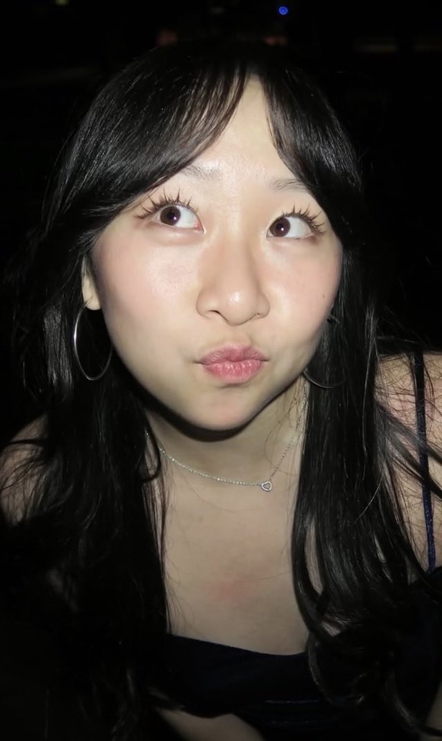 bobaluver_'s tweet photo. 😵‍💫Submission of irl to be ai edited😵‍💫

#goon #goonbait https://t.co/jZAoG3eiV7