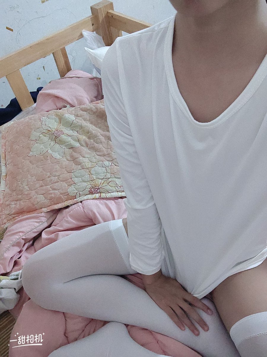 JAXUNf1i6's tweet photo. #正太 #福瑞 #furry #小兽太 这么骚的弟弟我才不要了，你们谁要领养一下？ https://t.co/lmggzC7e8B