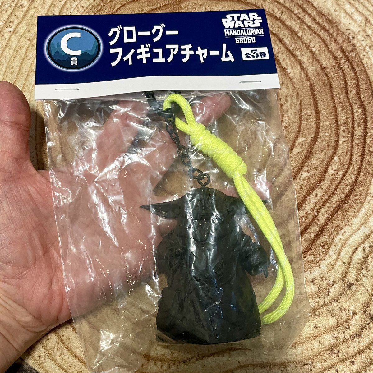 BTBume's tweet photo. HappyくじC賞グローグーフィギュアチャームをお着替え出来る可動フィギュアにカスタムする具体的な方法についてご質問頂いたのでゆっくり解説していきます。完成してから撮った写真もあるので、内容が多少前後しますがお許しを🙏

#グーちゃんカスタム https://t.co/uula8A6Fku