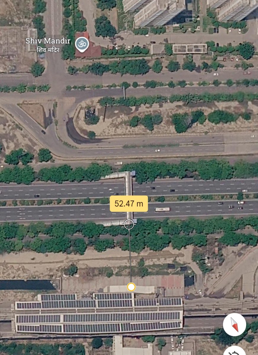NoidaUpdatesX's tweet photo. Sector 142 skywalk is hardly any use, as it was built to cross highway but strangely it is neither connected to metro station 50 mtr away not the other side of housing sec 168 and office sector 135

Hardly 150 meter , should not cost you big @noida_authority @CeoNoida . @PankajSinghBJP Ji MLA kindly help with this important skywalk for ease of connectivity