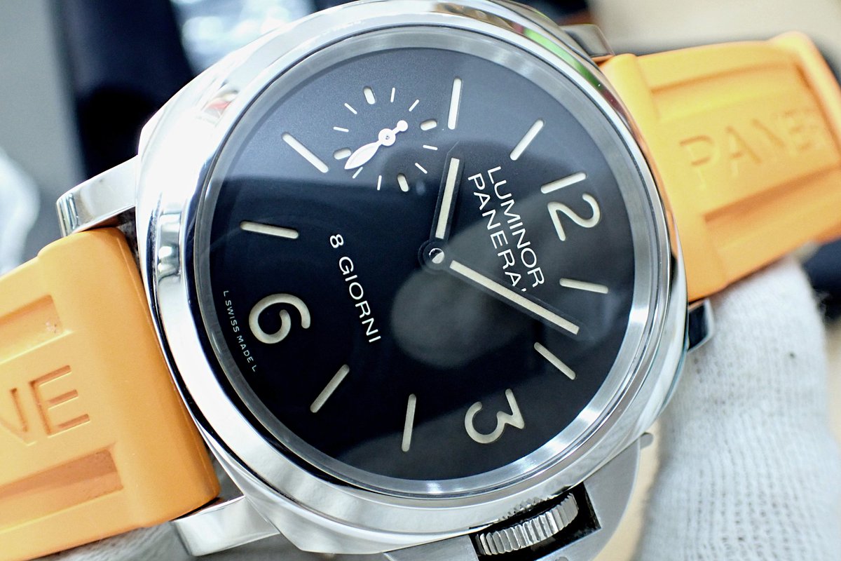 the_watch911's tweet photo. パネライより、ルミノール ベース 8デイズ！ 44mm Ref.PAM00915 

裏スケルトン＆前期モデル！

精度も振角も良好です。
8日間もゼンマイをリュウズで巻こうとすると指が疲れる（笑

https://t.co/4zkvSoC8nt https://t.co/DRu8cHBpCL