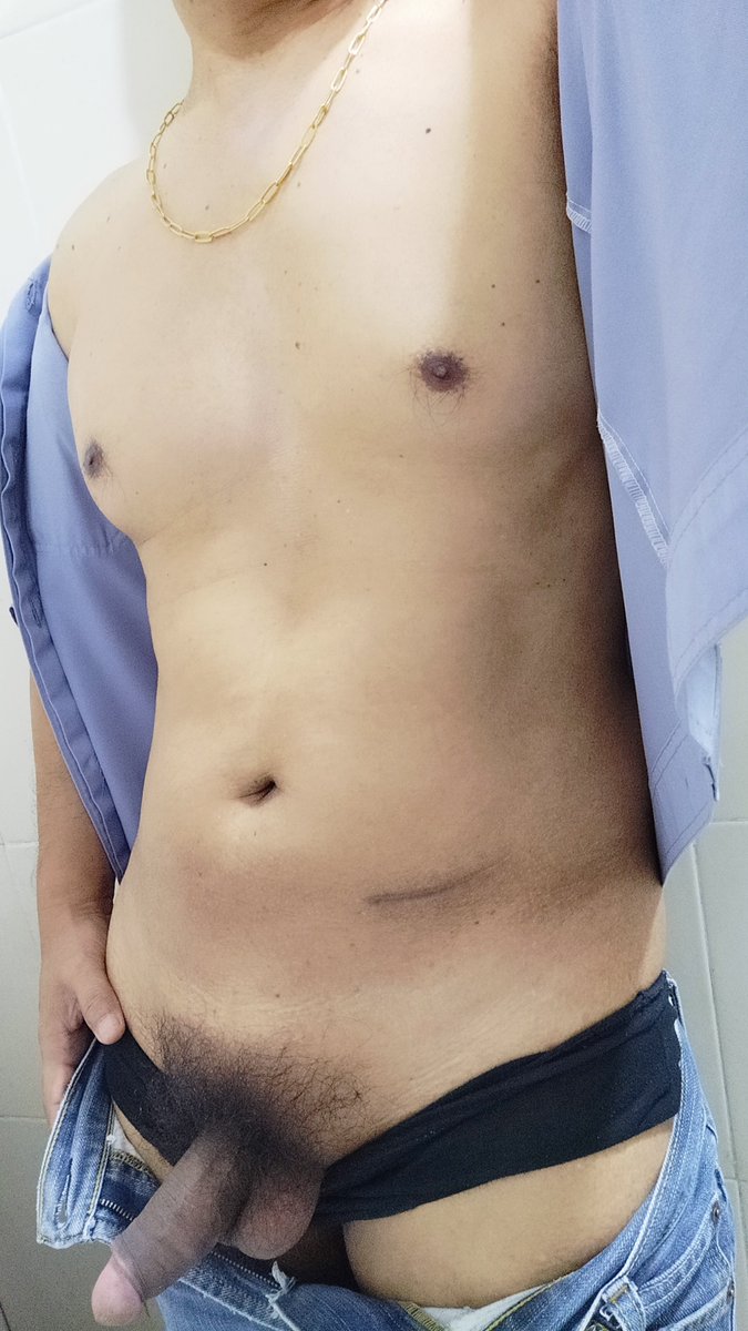 surachaix7za's tweet photo. O.6/2 อยากโดนอมควยวะ  เงื่ยนวะ ใครสนใจทักมาได้ อยากเสียวๆๆจุกๆๆมั้ย https://t.co/peKgxbfgyA