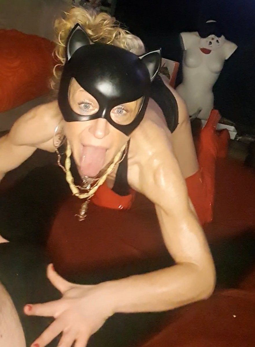 AmberXXXSnow11's tweet photo. 💪💪💪💪💪💧💧💧💧💧🔥🔥🔥🔥🔥
No words .... Just F crazy hot and Kinky. 
#hotwife #sluywife #porn-little-Star 
#fist #piss #cumslut #gangbang #dp 
Loving Vixen and proud Stag. 🍀❤️‍🔥🔥💧 https://t.co/r3zM8abNnJ