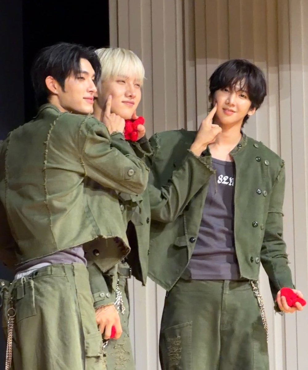 w0omi's tweet photo. 개레전드졸귀몬스터 성모 https://t.co/q4L6IVTy0a