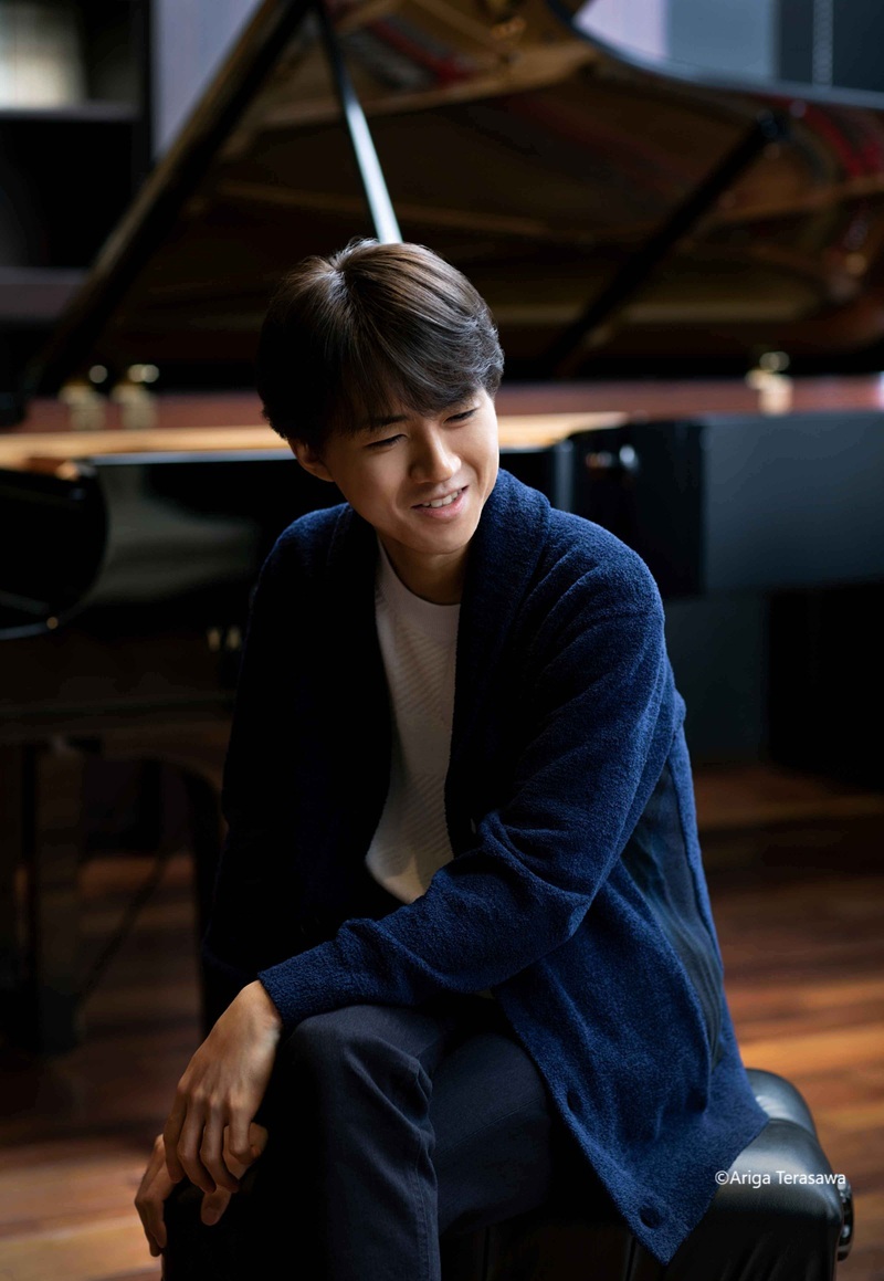 hirakata_arts's tweet photo. ＼公演まであと3日！！／

10/9（金）読売日本交響楽団
小林研一郎×牛田智大
関西医大 大ホール 18:30開演

残席わずか！
お求めの方はこちらから↓
https://t.co/sAqhz5LDbf
【出演】
 小林研一郎（指揮）
 牛田智大（ピアノ）
 読売日本交響楽団
 
 【プログラム】
 ショパン：ピアノ協奏曲第1番 ホ短調 作品11
 ドヴォルザーク：交響曲第9番 ホ短調 作品95 「新世界より」

＃小林研一郎
＃牛田智大
＃読売日本交響楽団
＃コンサート
＃枚方市総合文化芸術センター
https://t.co/euQVNvoyjM
@YNSO_Official 
@TomoharuUshida