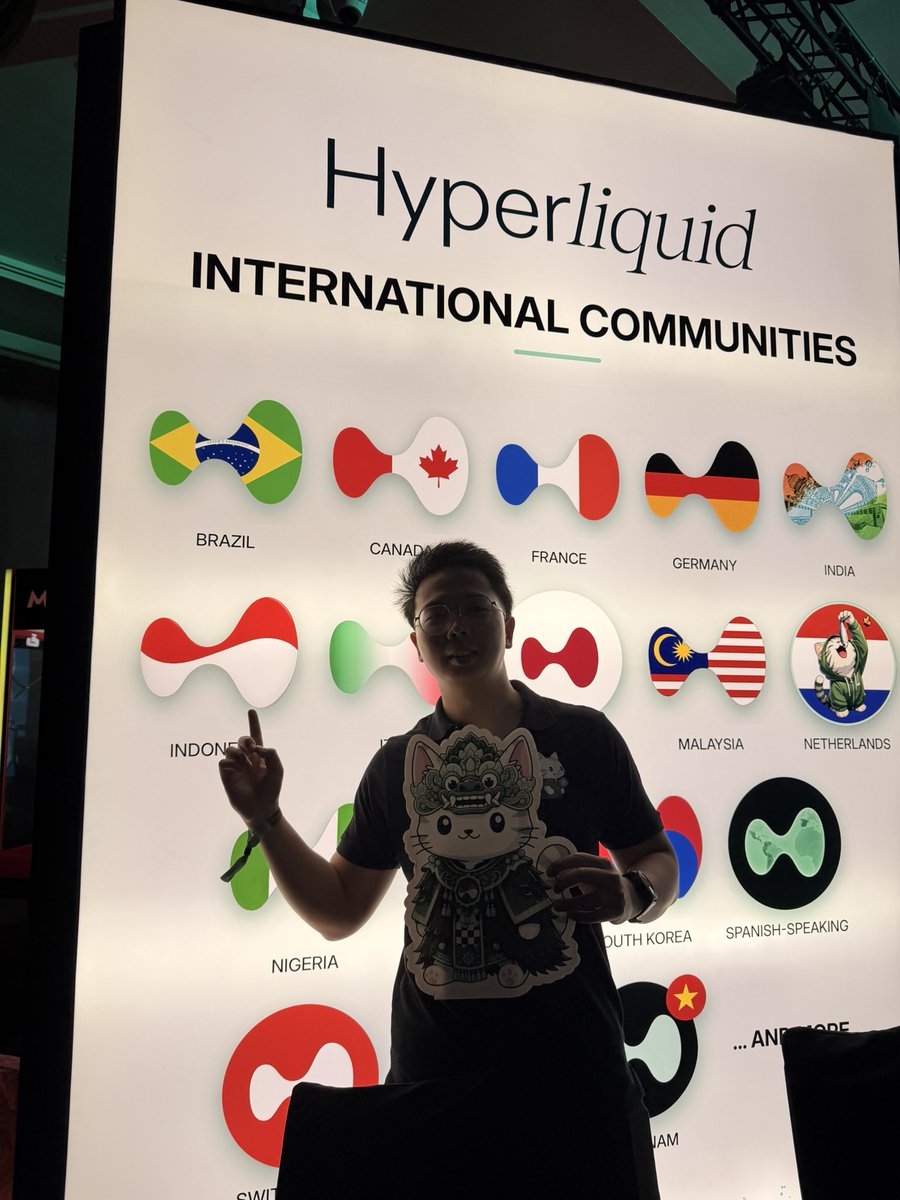 Hyperliquid_IDN's tweet photo. Thanks for superb event @HyperliquidX @chameleon_jeff @jaygee_hl @Valinorae @iliensinc 
Job’s not finished 
Hyperliquid https://t.co/Uloy0QV1sS