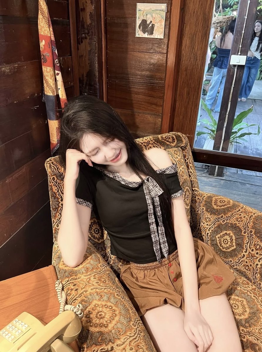 Ros7on's tweet photo. ชอบคนดีไหมไม่รู้ แต่ถ้าชอบคนดื้อ... มาปราบให้หน่อยสิคะ https://t.co/9gHJ3zoIJe