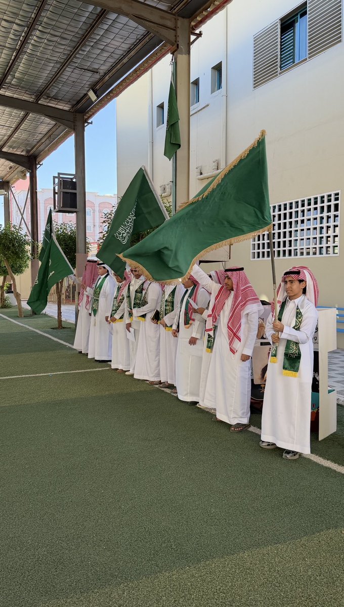 Tabuk_Priv_high's tweet photo. وطن نفخر به كل يوم 

احتفاء تبوك النموذجية الأهـلية الثانوية باليوم الوطني السعودي 

#اليوم_الوطني https://t.co/g8rO7t7IJ9