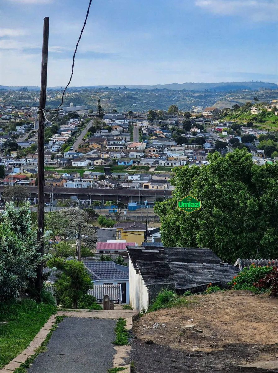 SoupLorrd's tweet photo. Umlazi is unarguably the best township in SA! I don’t think there’s any other township as well built as Umlazi https://t.co/BmAMhEHYRq