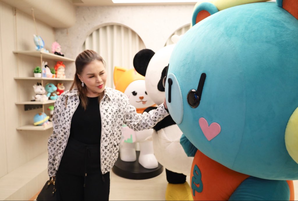 SOTHisMee's tweet photo. ห๊ะ เพิ่มพูนมาไกลมากหลาน ผมอึ้ง https://t.co/s1LlfDn3QX