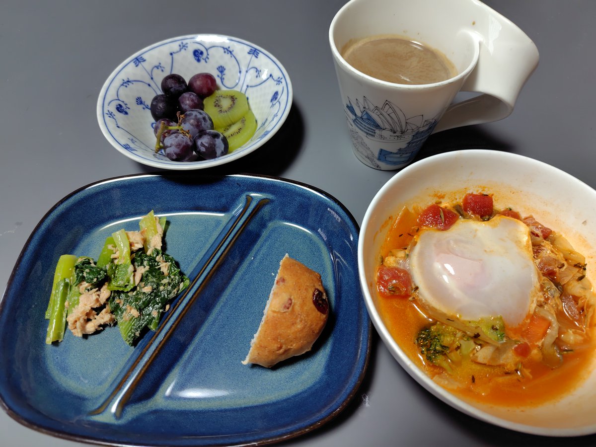 chokenko1's tweet photo. 今朝🥣🌅はk591cal。

昨日の🏊

・Fr300m 
・キックIM200m
・IM 100m✕2

昨日はお友達と3人で🏊

ドリルやターンを中心に1200mくらい泳ぎました。

ひとりでやるより断然楽しい😍😍

#カロママ　#ダイエット　#水泳 https://t.co/hfELcLnYKC