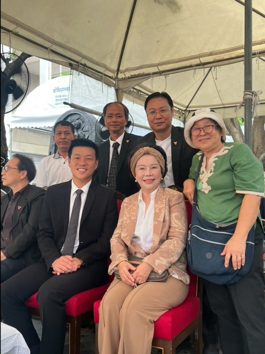 AmaratJeab's tweet photo. ยุติวัฒนธรรมพ้นผิดลอยนวล
#50ปี6ตุลา 
#พรรคประชาชน #คณะก้าวห���้า https://t.co/BicnErZLSq
