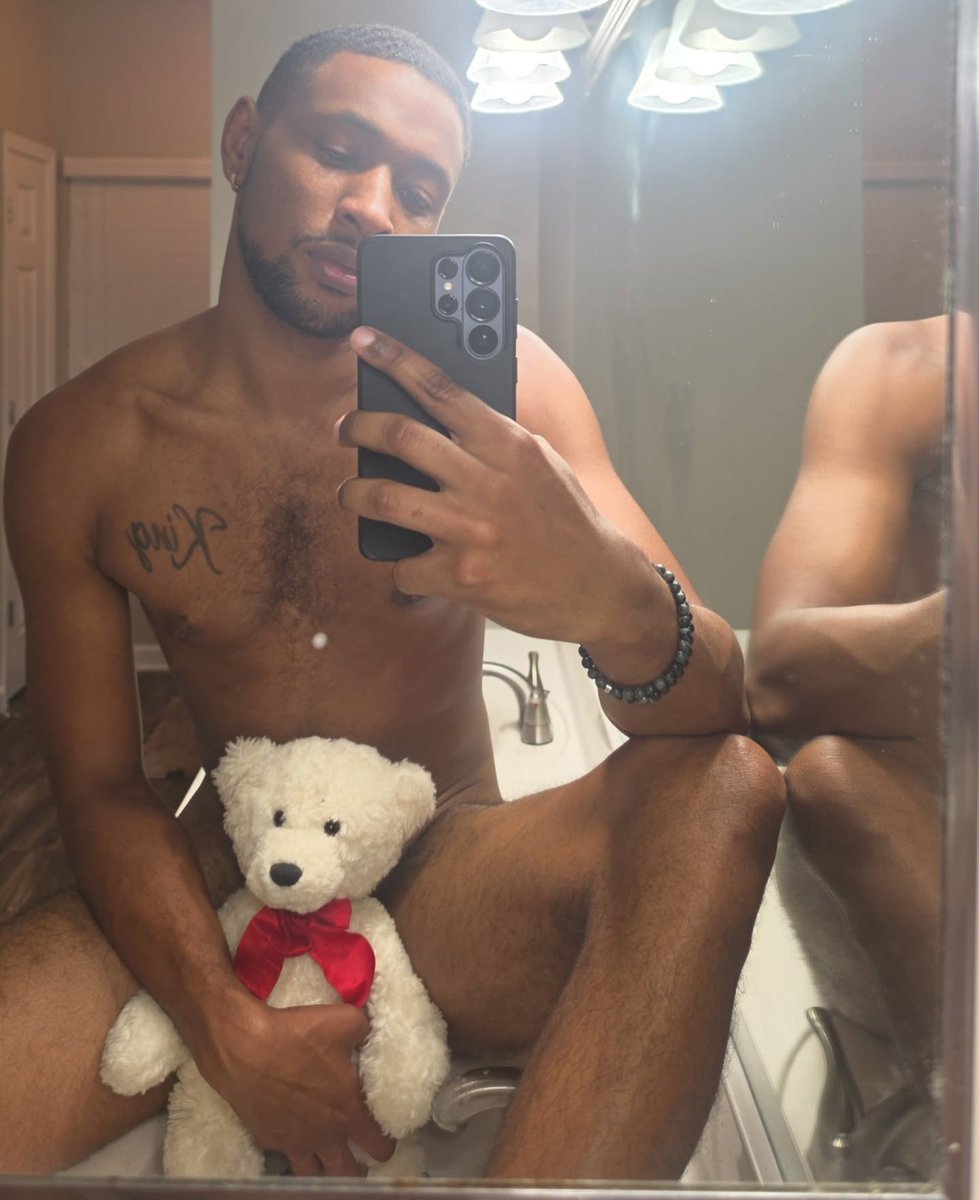 h3dqa's tweet photo. My bear needs a friend 😞

#bbc #gay #mlm https://t.co/ylGwRIEXnd
