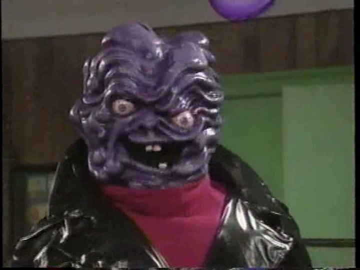 Serious__Lee's tweet photo. @notcapnamerica Caused me lifelong trauma with this episode 😣😩 https://t.co/QpoERvOraq