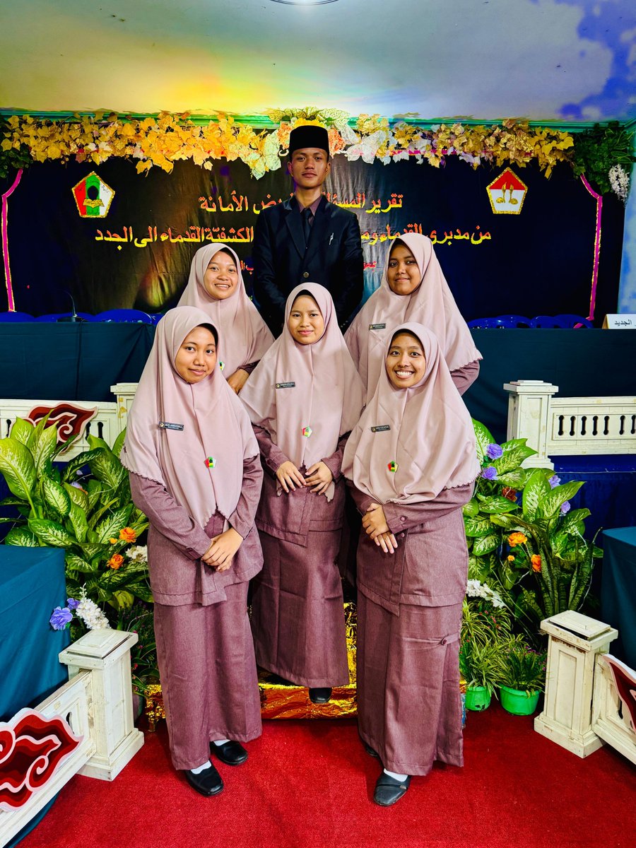 JHarning43417's tweet photo. Lucu ya .. cuma ber-6, tapi kalau yg BKIN 1 udah di habisin mati-matian.. kaya itu kesalahan yg paling besar . https://t.co/FT1061VXlE