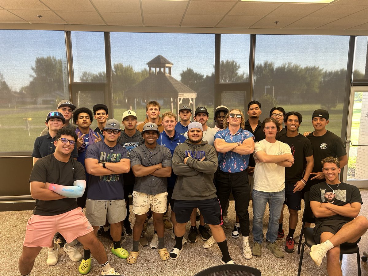 WestMinnesota's tweet photo. 🚨 FALL WORLD SERIES IS SET 🚨
The draft is complete.
🐦 Team Vila — WEST WINGS
🐦 Team Padilla — BLUE BIRDS
Now it’s time to settle it on the field.
The 2026 Minnesota West Fall World Series starts Thursday!
#BirdUp 🐦🔵⚪️
#BluejayBaseball
#FallWorldSeries https://t.co/FnXNsBIlet