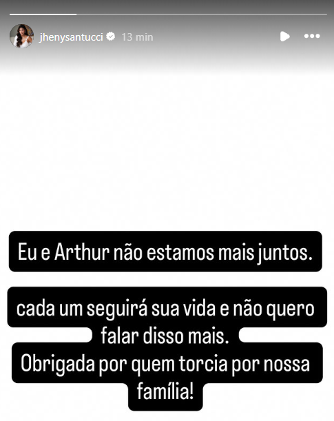 the0comenta's tweet photo. EITA

Arthur Aguiar e a Jheny terminaram, e pelo jeito que ela anunciou foi zero amigável kkkkkkkkkkkk vindo dele sempre espero o pior https://t.co/U6G8O6E4TO