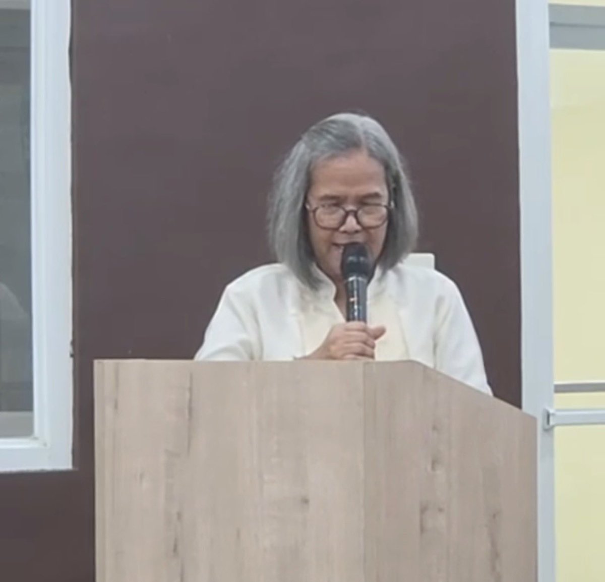 jesusfalcis's tweet photo. 🚨 Kaya pala nagwawala si rabid DDS Atty. Harold Respicio sa session nila sa Isabela eh dahil…

…may SB Member na nag privilege speech who criticized Respicio for being absent and asking nasaan siya kapag sakuna!

Ayan, puro kasi national politics inaatupag?!

😂 https://t.co/uwxYKVNAjT