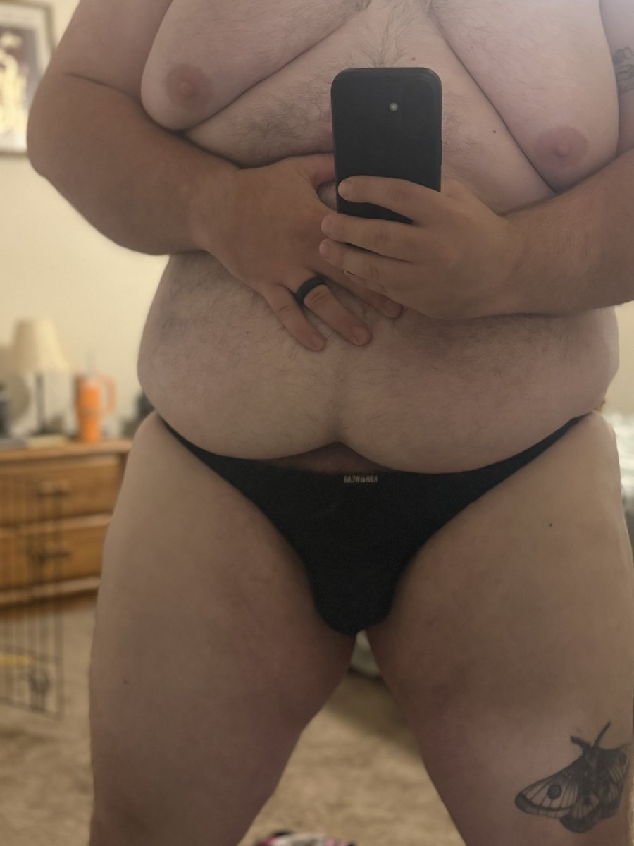 pupbenji__'s tweet photo. Locktober Day 5 monochromatic Monday 
@kink_wear https://t.co/DZE7OT1IfC