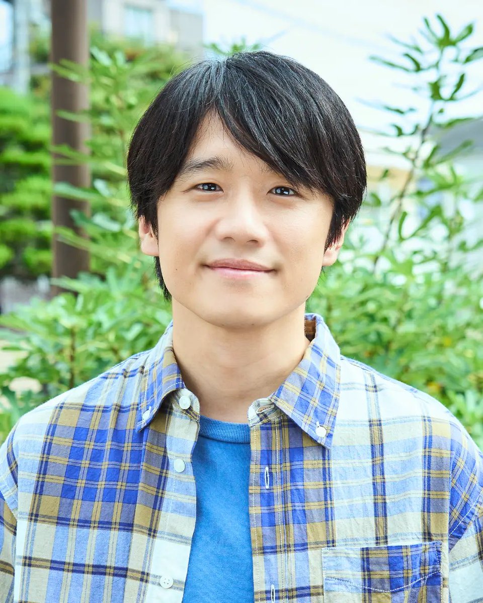 ksi_ashi's tweet photo. 最近似ていると言われた有名人、全員タレ目すぎて面白い https://t.co/ikN3MBMueh
