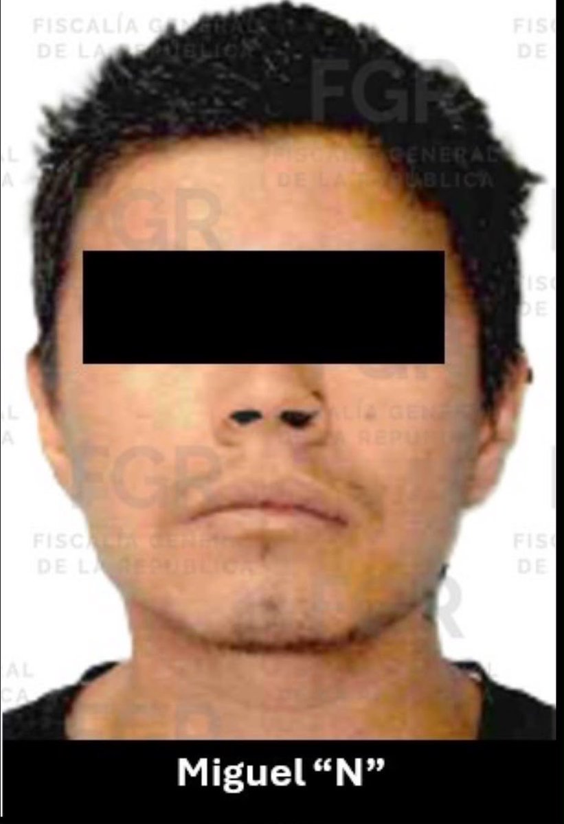 e_consulta's tweet photo. Miguel N. fue sentenciado a cuatro años de prisión tras haber sido detenido con más de 50 kilos de marihuana que transportaba dentro de sus maletas en la Central de Autobuses de Puebla (CAPU). La Fiscalía General de la República informó que, además, se le impuso una multa de 8 mil 685 pesos.
@KRSantoyo