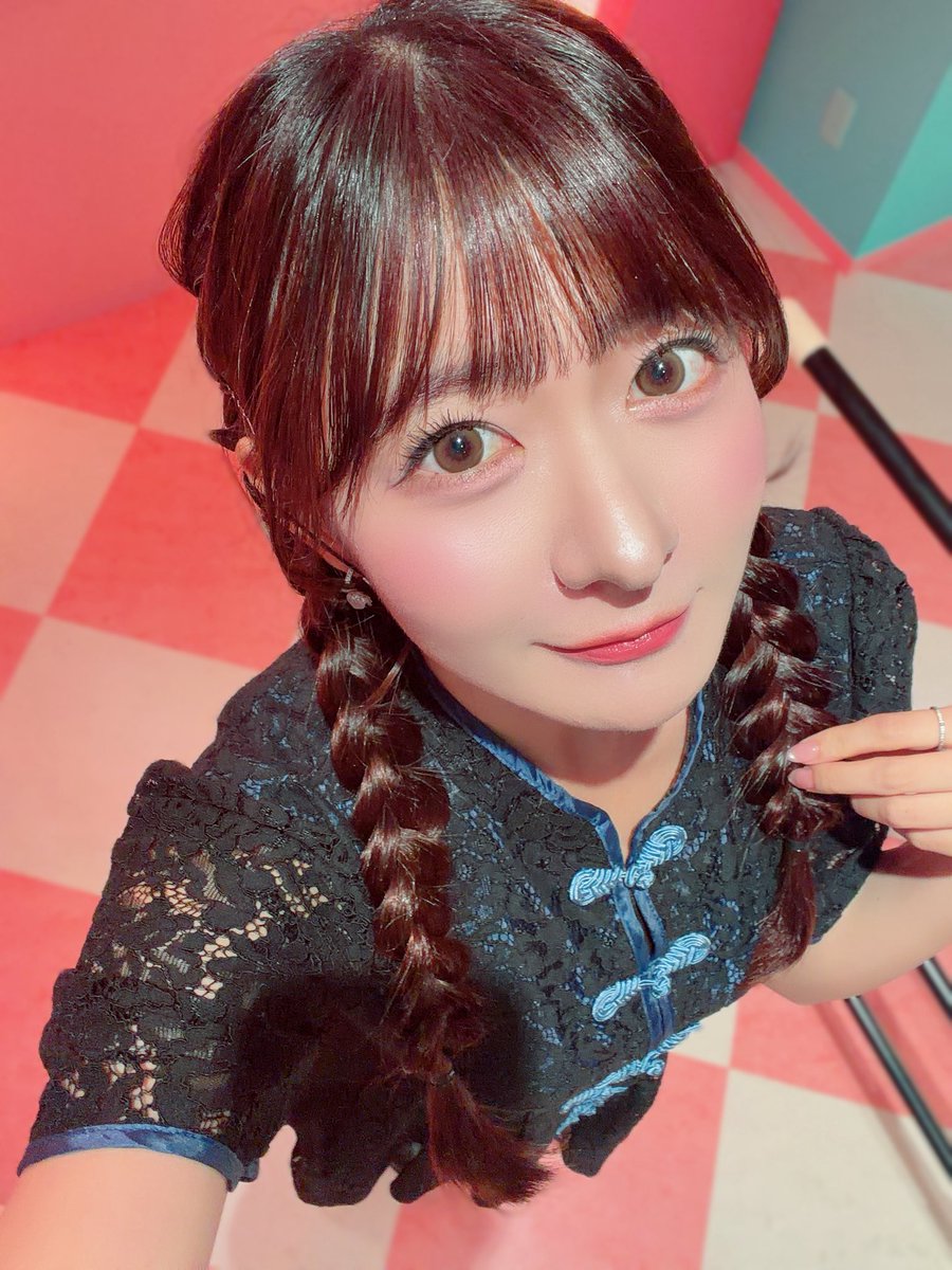 SAKURAG_Mirei's tweet photo. おはようございます🐈‍⬛

最近肌寒くなってきたから風邪ひかないようにしてね！これを読んでくれてる君が、今日も笑顔で過ごせますように！エールを送ってるよー！🌟 https://t.co/1PFpTDD1Nw