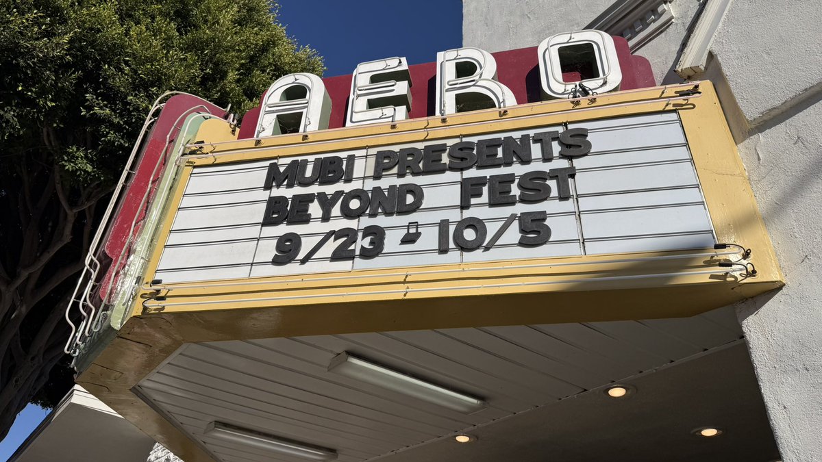 Jul_Worthington's tweet photo. With today officially being the last day of #BeyondFest, I had the absolute pleasure of attending a James Gray #DoubleFeature this past Saturday.๐๐๐ป๐๐ป๐๐ป๐๐ป๐ฅ๐๏ธ๐๐
๐ฆ๐ป๐ฉ๐ปโ๐ฆฐ๐ง๐ป๐ฏ(1/2) https://t.co/0HWgACa8mi
