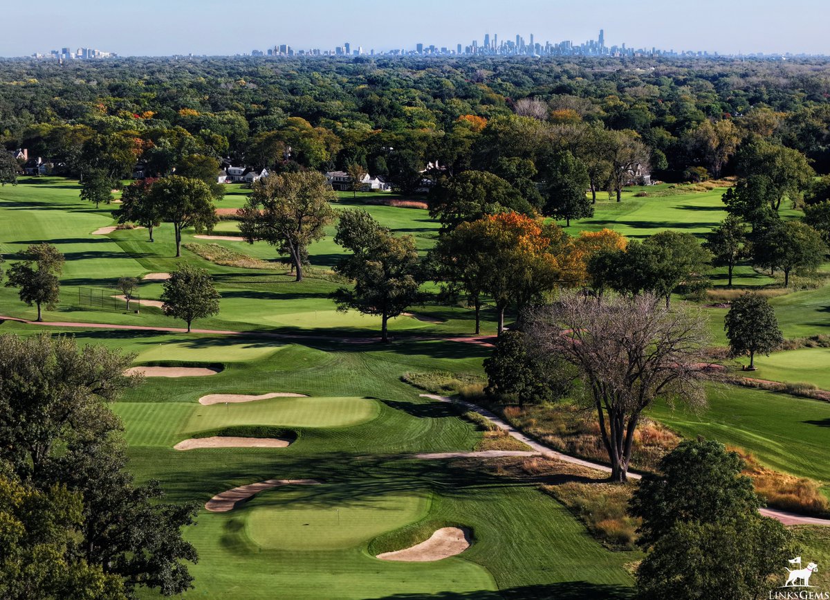 LinksGems's tweet photo. Skokie Country Club has long been a Chicago-area favorite of mine, but until this weekend, I hadn’t been back since Brian Schneider’s recent work on the golf course.

I’ve played a good bit around Chicago, in my opinion, a round at Skokie is one of the most fun you can have in this part of the world.