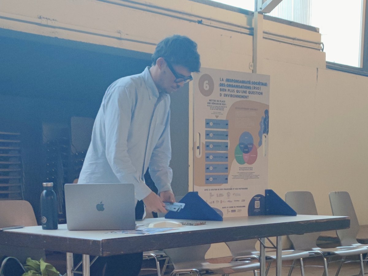 ABADCF's tweet photo. Un grand merci à Mattéo Bogdan du réseau EMeRGE qui, au travers d'un projet porté par le CROS Grand-Est, est venu hier nous proposer une session de sensibilisation autour du développement durable dans le sport. Une dizaine de nos membres a pu suivre cet atelier ! https://t.co/cLA1l6I5Gj